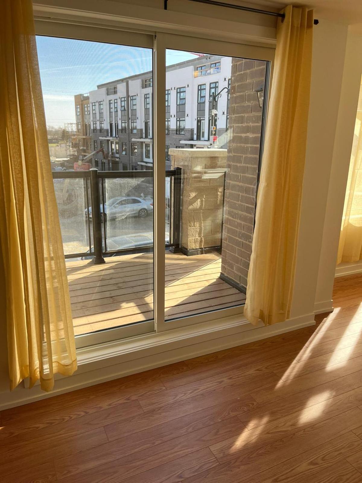 Apartament Luxury Brand New Townhouse In Milton Ontario Zewnętrze zdjęcie
